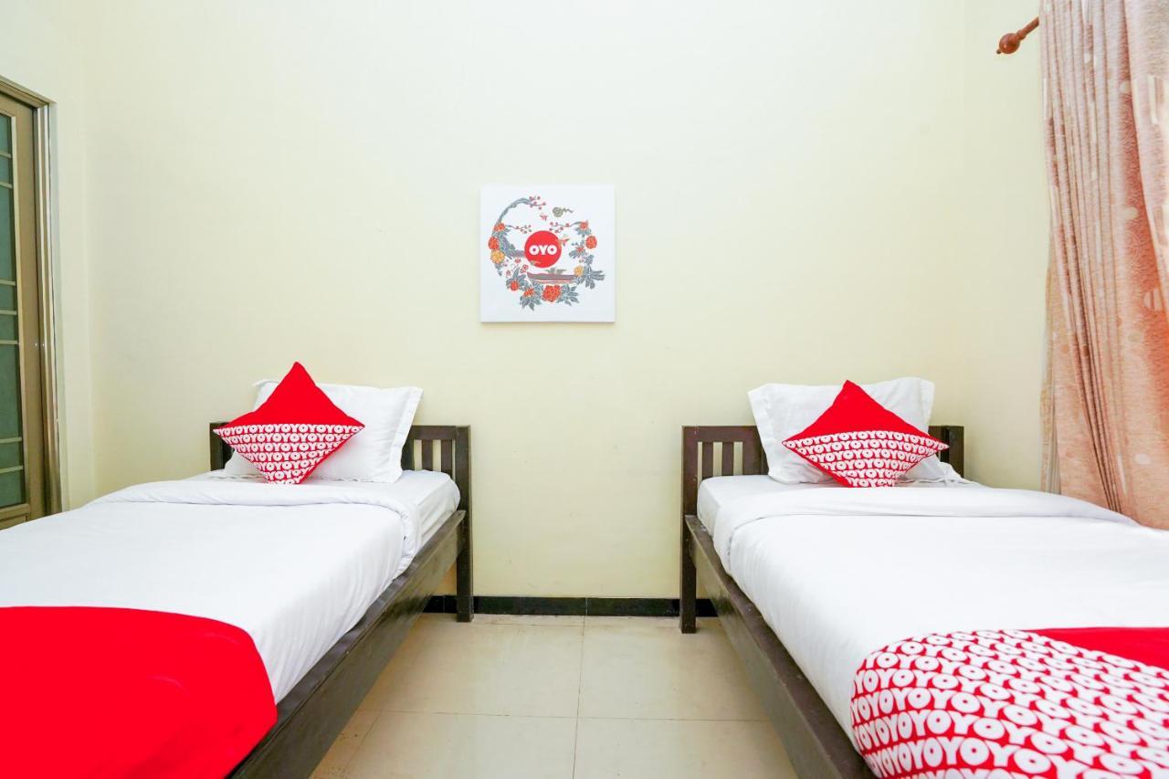 Oyo 1087 Homestay Potato House Bromo Buitenkant foto