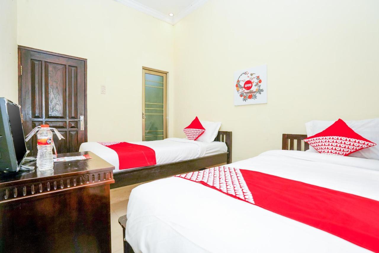 Oyo 1087 Homestay Potato House Bromo Buitenkant foto