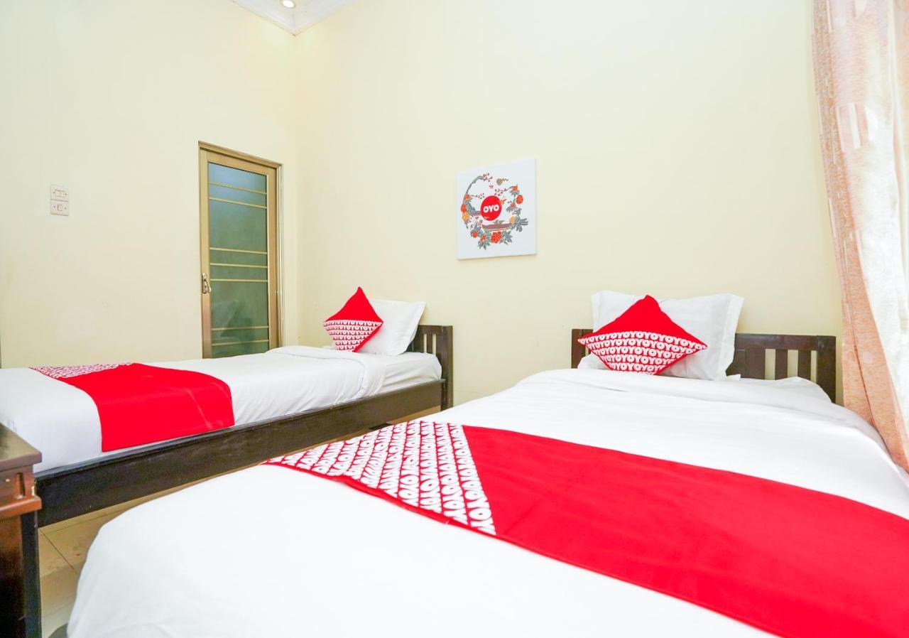 Oyo 1087 Homestay Potato House Bromo Buitenkant foto